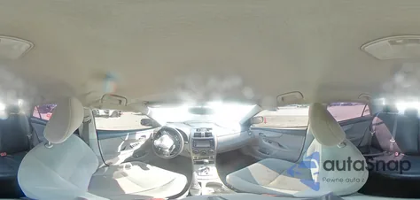 2013 Toyota Corolla Base z USA, uszkodzony, nr VIN 2T1BU4EE8DC038385